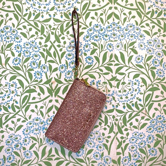 Michael Kors Leather wallet/wristlet - Picture 2 of 6